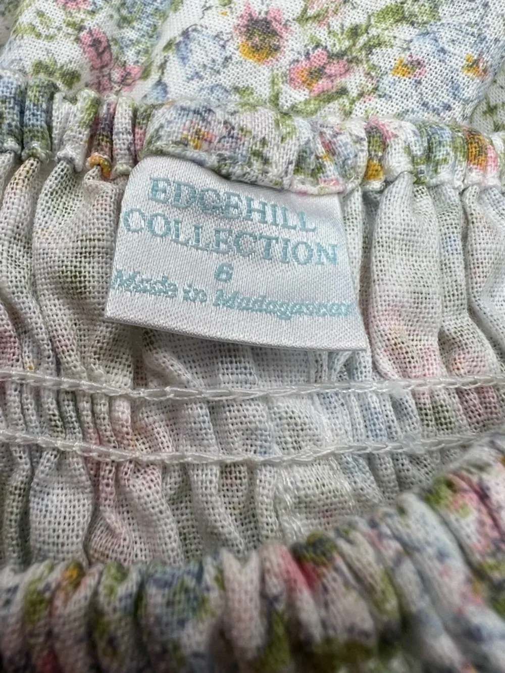Edgehill Collection Girls 2 Piece Floral Smocked Skirt Set Size 6